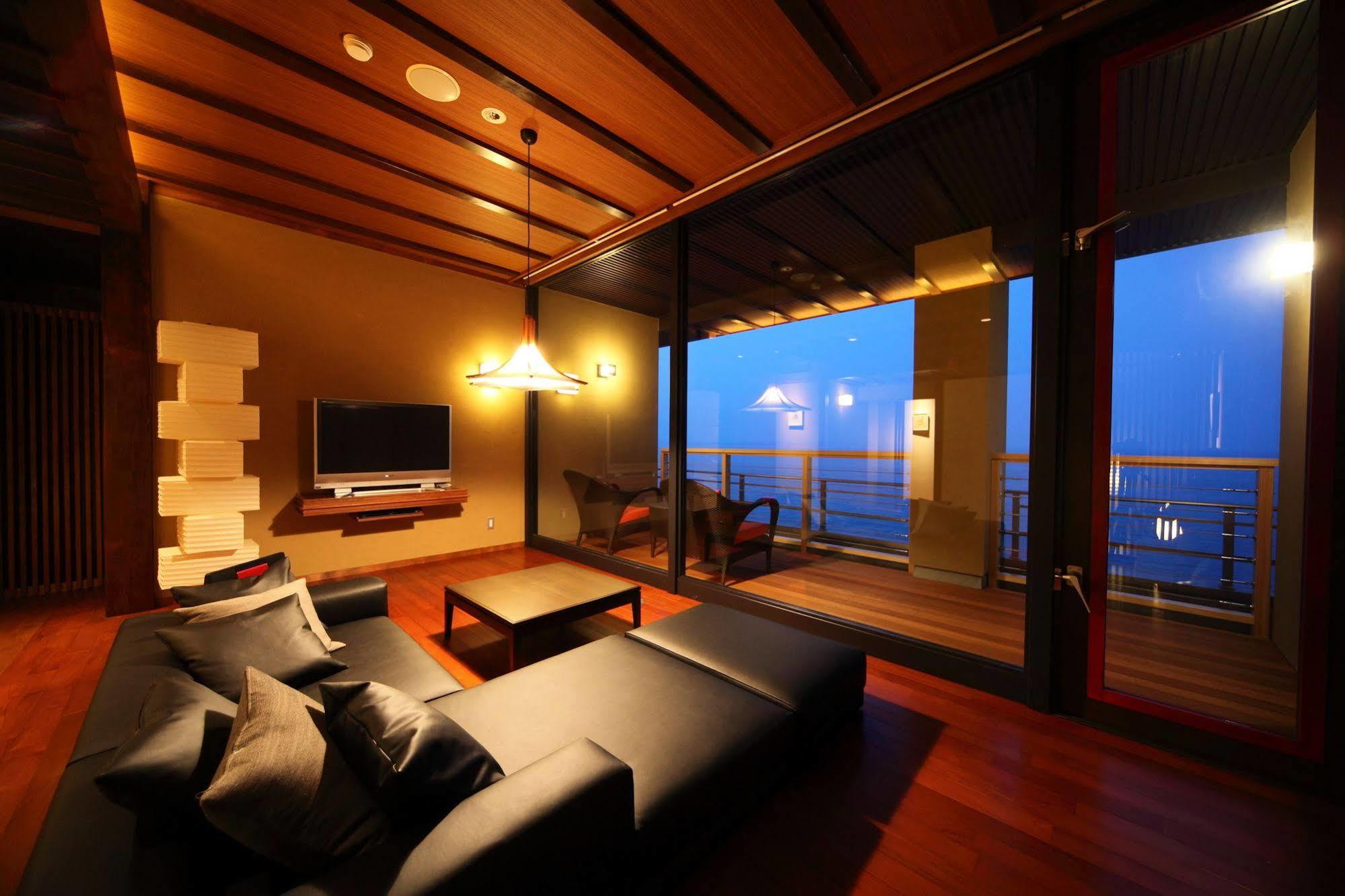 Amane Resort Seikai Beppu Kültér fotó A suite at the hotel