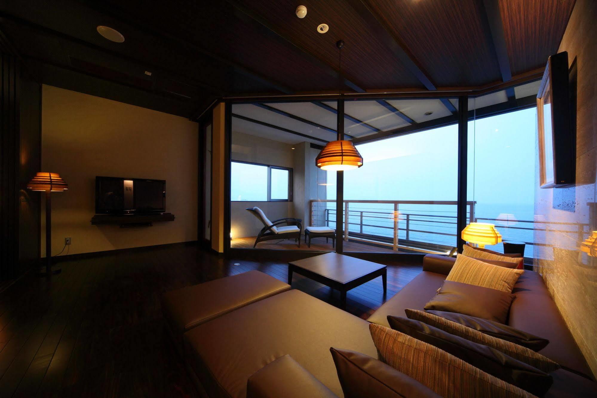 Amane Resort Seikai Beppu Kültér fotó A room at the hotel